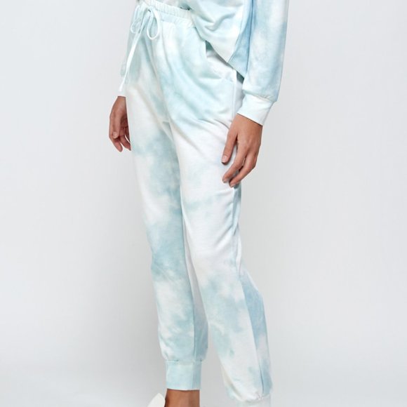 TIE DYED LOUNGE WEAR SET - Picture 4 of 8